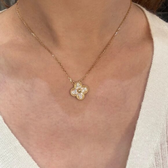 VCA Alhambra Lucky Clover Necklace - Picture 2 of 5